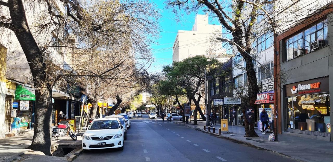 Departamento Monoambiente, A Metros De Peatonal Sarmiento Apartment Mendoza Ngoại thất bức ảnh
