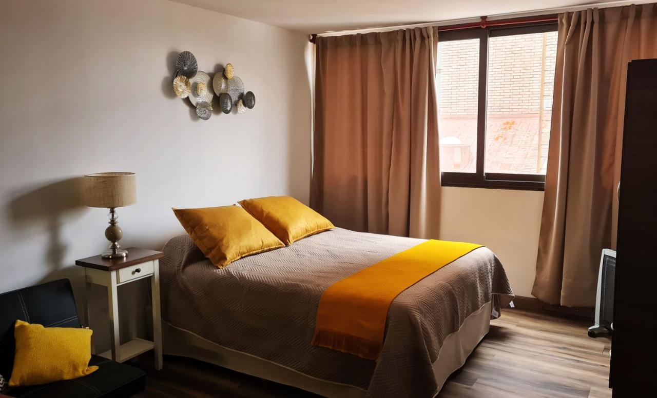 Departamento Monoambiente, A Metros De Peatonal Sarmiento Apartment Mendoza Ngoại thất bức ảnh